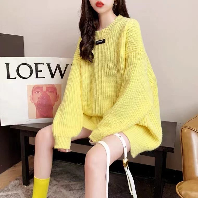 Retro thick sweater for women in autumn and winter, loose and lazy style, pullover knitted sweater top